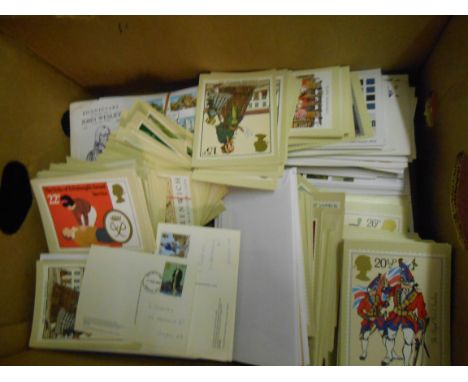box FDCs and PHQ with stamp and FD cancels, many 100’s R£65