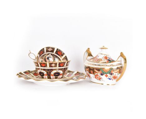 Royal Crown Derby 1128 Old Imari pattern, teacup and saucer, plate with fluted edge and open sucrier, together with spode twi
