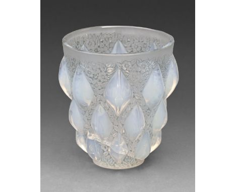 'Rampillon'. A Lalique semi opalescent glass vase, 12.8cm h, stencil etched mark R LALIQUE FRANCE  Cracked. No chips