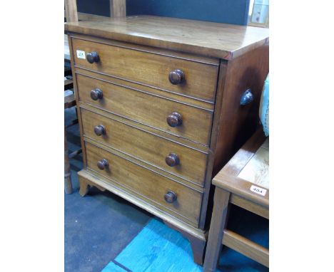 OAK COMMODE IN THE FORM OF A CHEST