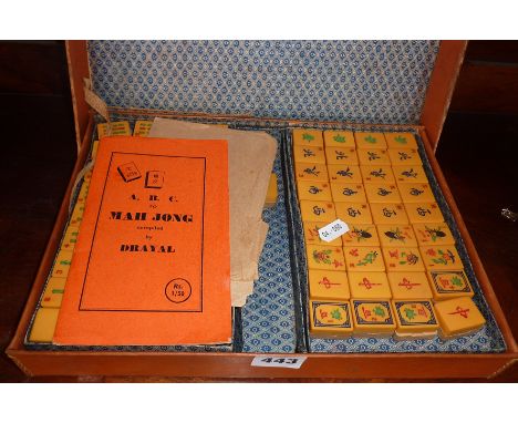 Vintage Mah Jong set in case with bakelite and bamboo tiles