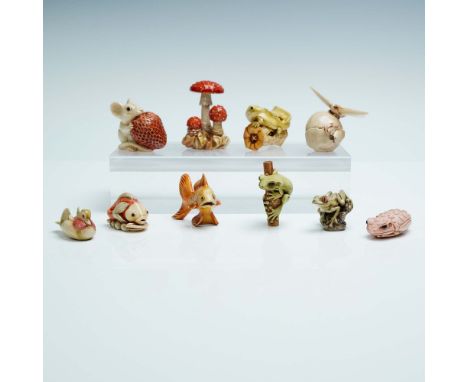 This 10-piece Adam Binder Edition collection features a whimsical array of finely detailed wildlife-themed resin figurines wi