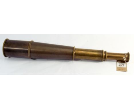 Broadhurst Clarkson and Co., 1945 brass telescope