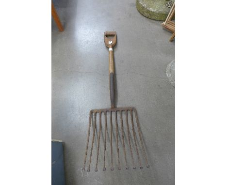 A potato fork