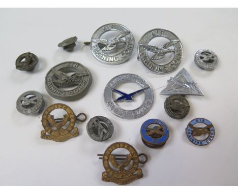 Badges - small collection of Army Training Corps inc Cap badges, lapel badges, pin badges etc (15)