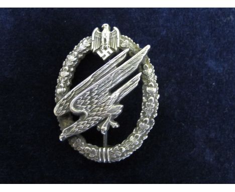 German WW2 Army Parachutists war badge a very scarce 800 silver hallmarked Officers special Jeweller made version of this ver