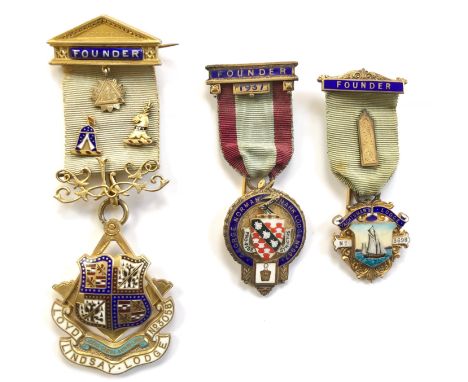 Masonic “Loyd Linsay Lodge 3058” Founder’s Jewel Plus Others. A fine quality London silver 1904 Jewel, with Enamel Vignette o