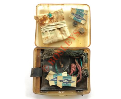 WW2 RAF Aircrew Escape & Evasion Pack. A scar e example of the pattern issued to aircrew as a personal escape kit. Contained 