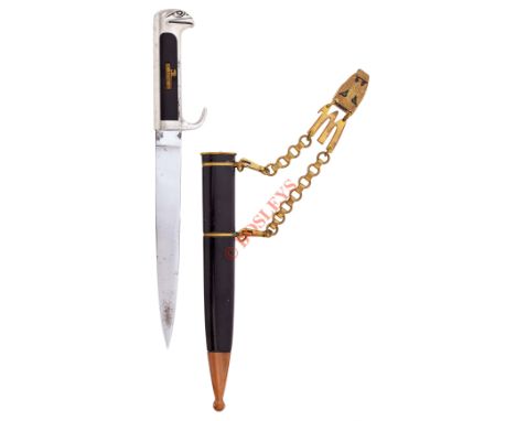 Italian MVSN Officer’s fascist dagger.  A fine example with plain plated blade. The polished aluminium handle terminates in a