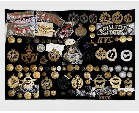 Royal Air Force / Royal Observer Corps / Royal Flying Corps. A display card containing cap badges, collar dogs, shoulder titl