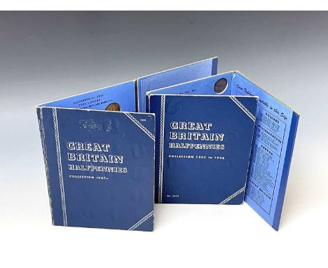 Great Britain Half Pennies 1902 to 1970. A complete run with virtually all in bright EF or A.Unc condition contained in two W