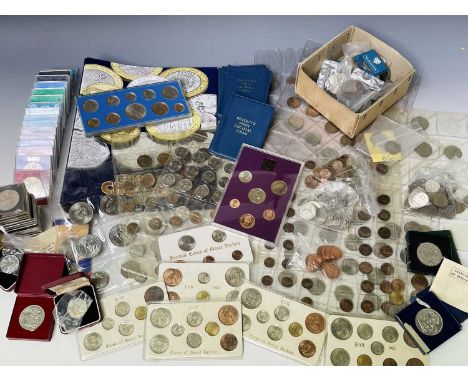 Modern UK Coinage. Box containing a quantity of modern crowns from 1951, various year sets including 1953 plastic set, lot al