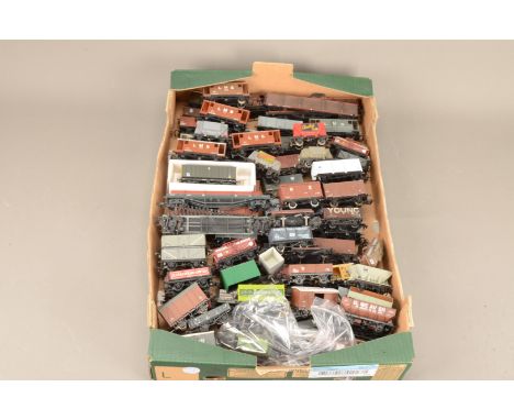 Large quantity of 00 Gauge Goods Rolling Stock by various makers, including Wrenn, Mainline, Trix (30), Bachmann, Dapol, Airf