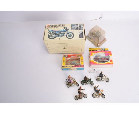 1960s and Later Diecast Motorcycles, in various scales, boxed Polistil 1:15 MS 103 Kawasaki 750, Zylmex M351 Yamaha 650, Brit