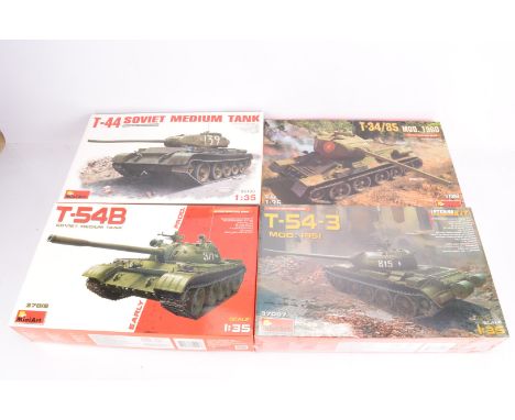 Mini Art Soviet Tank Kits, four boxed 1:35 scale examples, 37007 T-54-3 1951 (factory sealed), 35193 T-44, 37089 T-34/85, 370