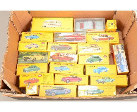 Atlas Editions Dinky European Cars,  a boxed collection of vintage private vehicles, Simca, 24Z Versailles, 35 A Simca 5 (2),