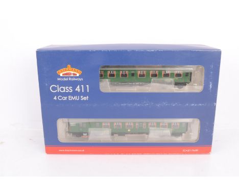 Bachmann 00 gauge 31425 boxed BR SR Class 411 4-coach EMU set, comprising Motor, Trailer and two centre cars, all in original