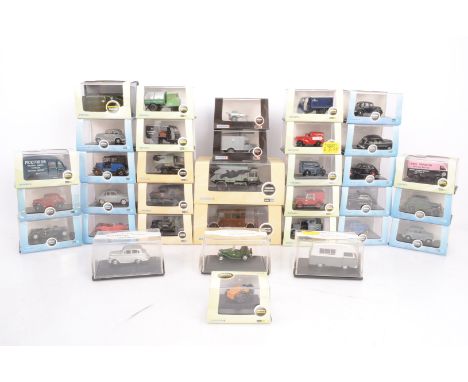 Modern Diecast 1:76 Scale Models and Others, a boxed/cased collection of vintage private, commercial and emergency vehicles, 