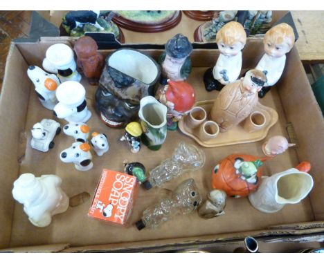 Novelty ceramic figures - Bonzo, Pauli Mole, Humpty, choir boys etc