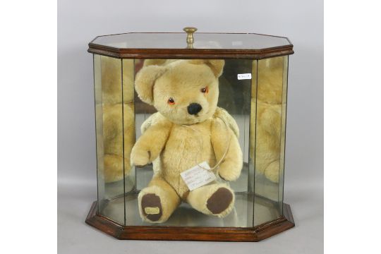 teddy bear display case