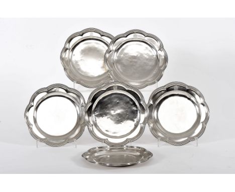 Set of six polylobed dessert plates, silver, rim engraved with coat of arms of Azevedo (from the Lords of São João de Rei) co