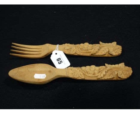     A Pair Of Carved Vintage Salad Servers                                          