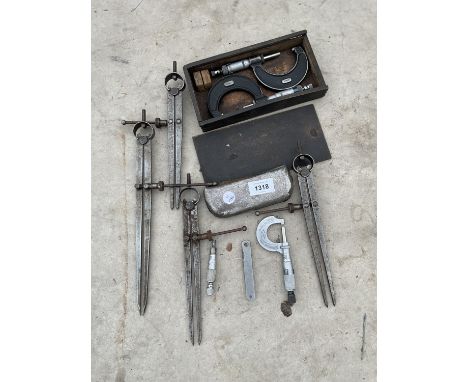 AN ASSORTMENT OF MOORE AND WRIGHT TOOLS TO INCLUDE MICROMETERS AND CALIPERS ETC 