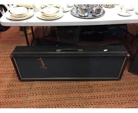 A HAWK 25 WATTS COMBINATION SPEAKER AND AMPLIFIER SOLID STATE 
