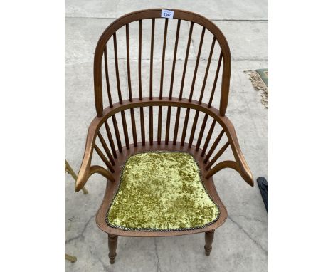 A WINDSOR STYLE COMB BACK CHAIR 