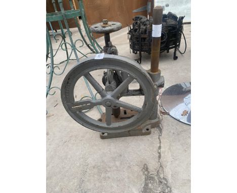 A MANUAL WORKTOP PILLAR DRILL 