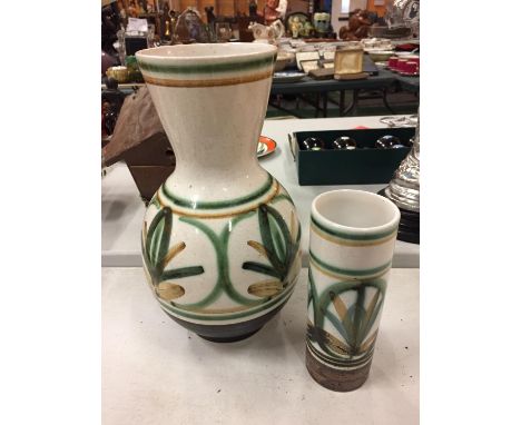 TWO PIECES OF CINQUE PORT, RYE POTTERY 'THE MONASTRY RYE' PATTERN.  TO INCLUDE A LARGE BULBOUS VASE AND A SMALLER ONE 