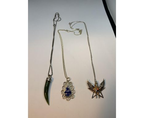 THREE SILVER NECKLACES WITH PENDANTS TO INCLUDE A UNICORN, DELPH PENDANT AND JADE COLOURED HORN 