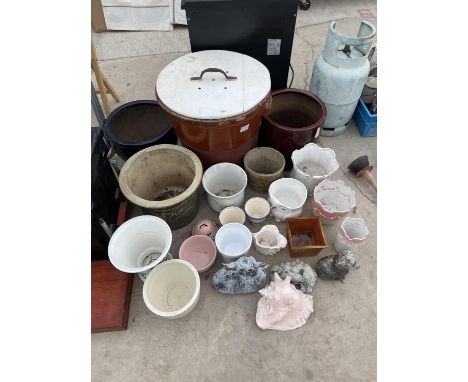 A LARGE QUANTITY OF CERAMIC AND STONEWARE PLANTERS AND POTS TO INCLUDE PORTMEIRION, SHELLS AND A LARGE SALT GLAZED PROVING PO