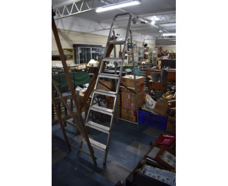 An Aluminium Six Step Step Ladder 