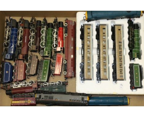 Hornby OO gauge model railways to include 4-6-2 Flying Scotsman locomotive set in tray, locomotives to include 4-6-0 Lord Wes