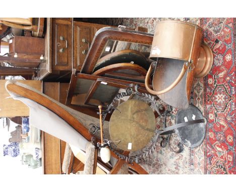 MISCELLANEOUS METALWARE AND MIRRORS to include a gong, a brass fender, a copper coal scuttle, a Georgian swing mirror etc 