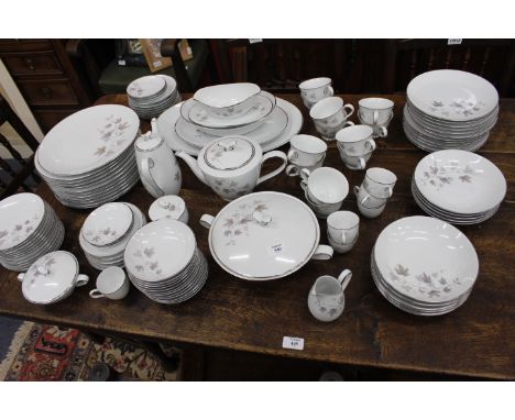 A NORITAKE HARWOOD PATTERN PORCELAIN DINNER SERVICE with twelve dinner plates, twelve dessert plates, bowls, teapot, serving 