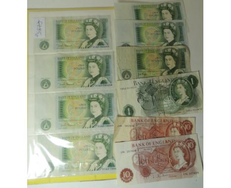 BANK OF ENGLAND - £1 notes: consecutive signed Somerset DS67 790686 - 689; two other signed Somerset; one signed Page; Portra