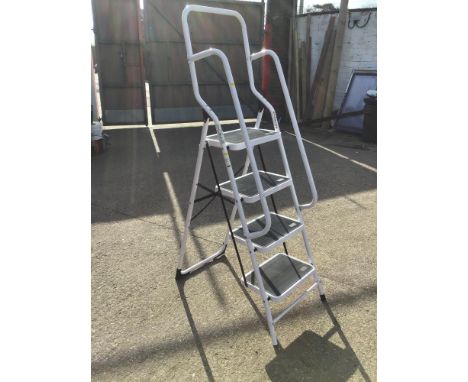 Aluminium Step Ladder with Hand Rails 