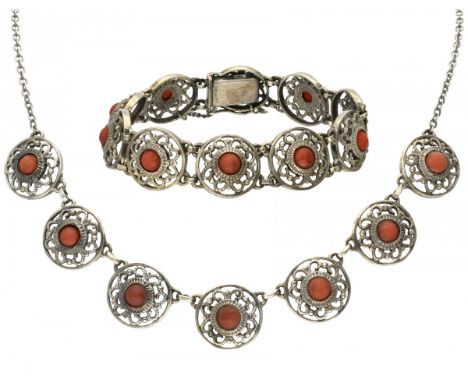 Makers' mark bracelet: C. Bos &amp; Zn., Amsterdam, The Netherlands, 1966 / h. Makers' mark necklace: K. &amp; C. Molenaar, Z