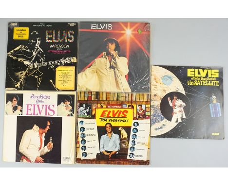 5 Schallplatten/Alben "Elvis Presley", 1965-1971 "Elvis For Everyone!" 1965, "From Memphis To Vegas" 1969, "You'll Never Walk