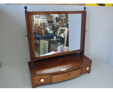 Georgian mahogany toilet mirror on bracket feet PLEASE ALWAYS CHECK CONDITION PRIOR TO BIDDING