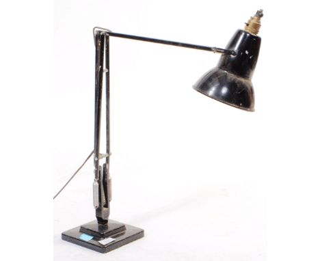 


Herbert Terry - Model 1227 - A 20th century circa 1960s black colourway angle poise table lamp. The lamp having conical sh