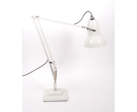 


Herbert Terry - Model 1227 - A 20th century circa 1960s glacier white angle poise table lamp. The lamp having conical shad