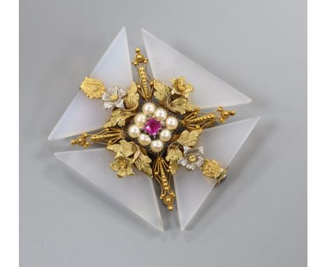 An early 19th century yellow metal, agate, pearl and ruby mourning pendant in the form of a Maltese Cross, 44mm.