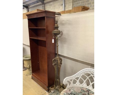   An Edwardian brass telescopic oil lamp standard, height 158cm