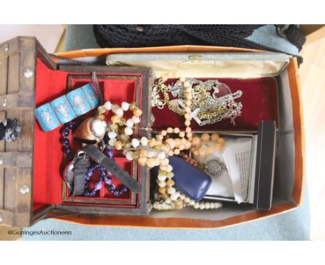   A mixed collection of vintage costume, silver and other jewellery, mixed wristwatches, yellow metal spectacle frames, etc t