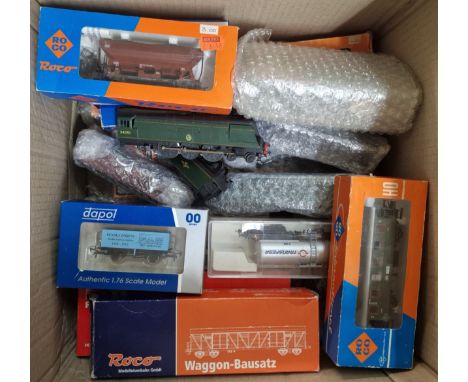 Collection of model OO gauge trains to include: Hornby, Fleischmann, Roca, Lima, Dapol, Rivarossi etc. Some in original boxes