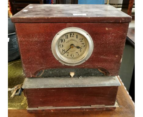 Vintage mahogany cased National Time Recorder &amp; Co Ltd clocking in clock. (B.P. 21% + VAT)