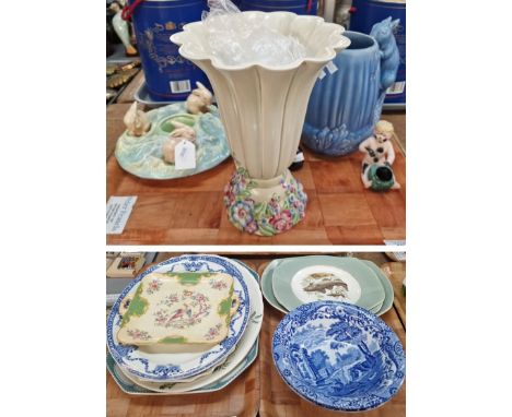 Three trays of assorted ceramics to include: Copeland Spode 'Italian' blue and white bowls, Clarice Cliff fluted vase (A/F), 